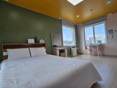 Mini Ocean View Room 204 2th image