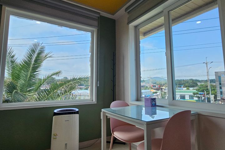 Mini Ocean View Room 204 3th image