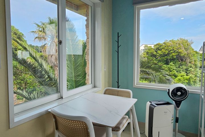 Mini Ocean View Room 201 4th image