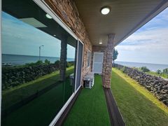 Suite 105 5th image