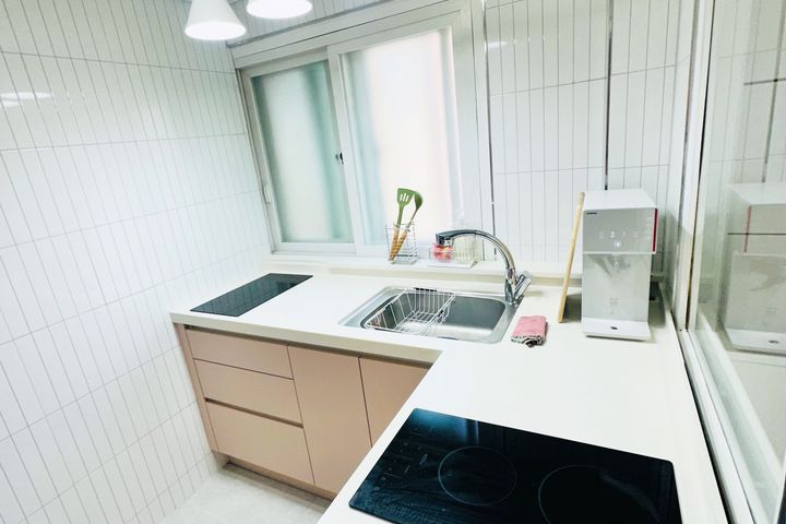 Sinchon Branch 30545 13th image
