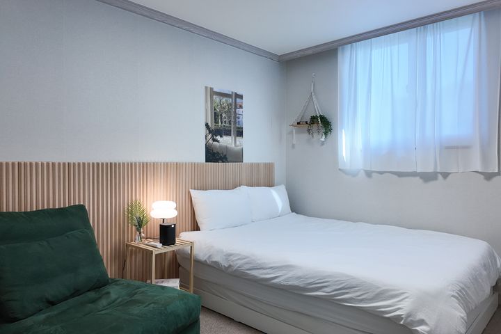 New – 7-minute walk to Hanok Village 8th image