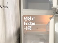 4 minutes to Sogang University, 9 minutes to 18th image
