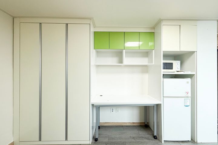 Ideally located right next to Jeungmi Station 5th image