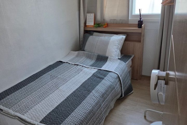 Achasan 3-bedroom unit, 2nd floor with terrac 11th image