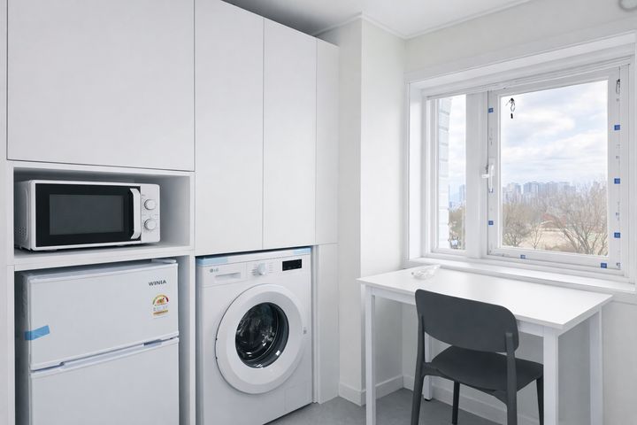Fully furnished Goshiwon near Gwangnaru Stati 9th image