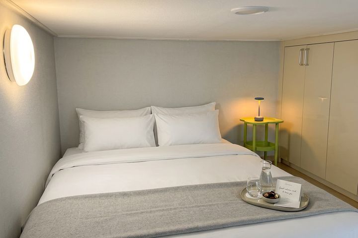 Lake View ๐ Cozy and Comfortable 5th image