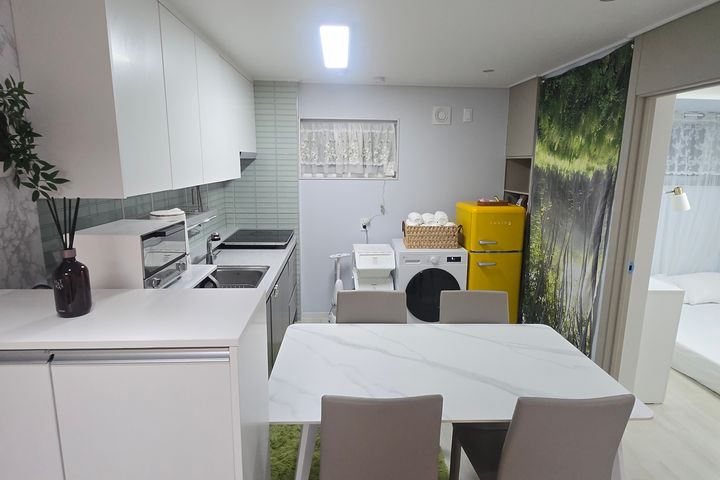 Yeoyu Stay Hongdae 7th image