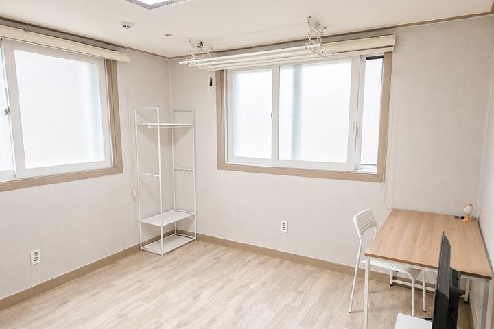 로얄층에 창이두개35 0번째 이미지