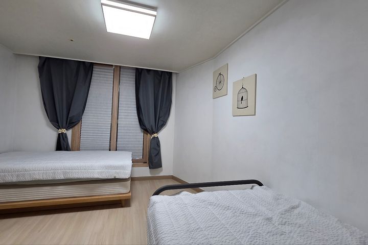 Fully furnished room near Seosan Lake Park 10th image