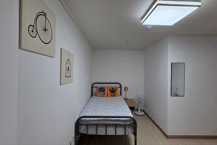 Fully furnished room near Seosan Lake Park 11th image