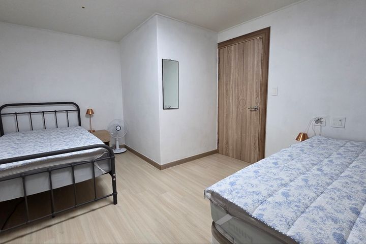 Fully furnished room near Seosan Lake Park 13th image