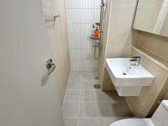 Unit 904, B94 6th image