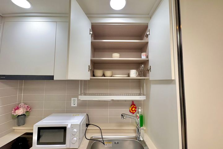 Unit 904, B94 15th image
