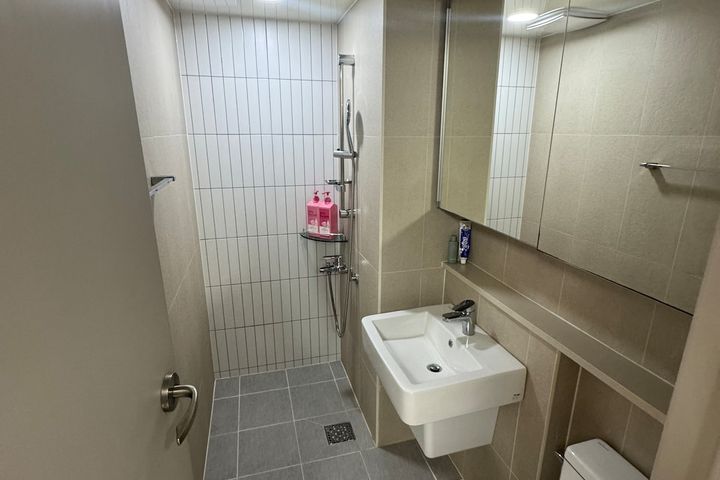 Unit 905, B95 2th image