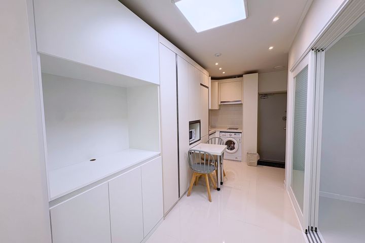 H41, Room 401 18th image