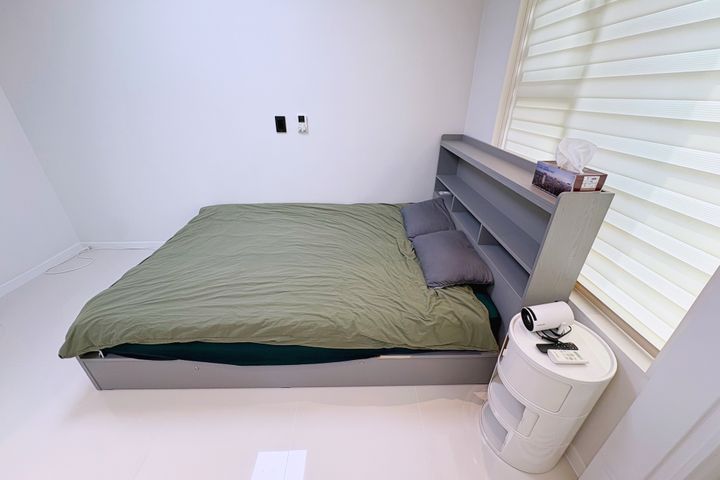 H41, Room 401 15th image