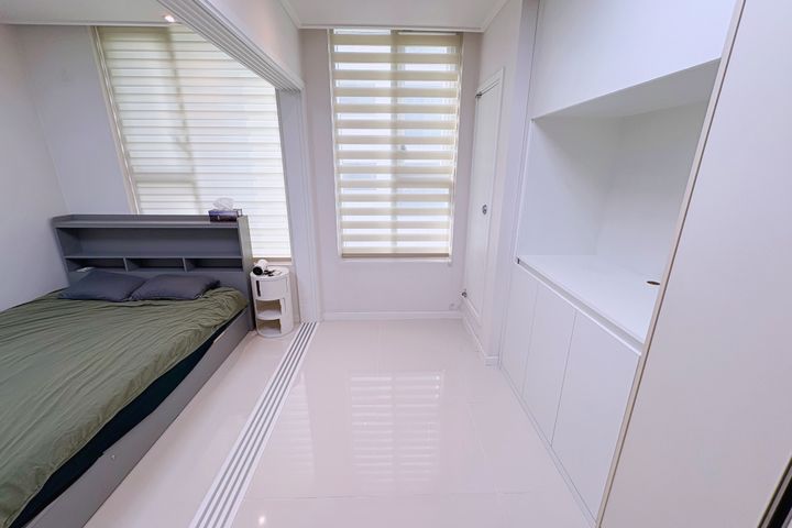 H41, Room 401 8th image
