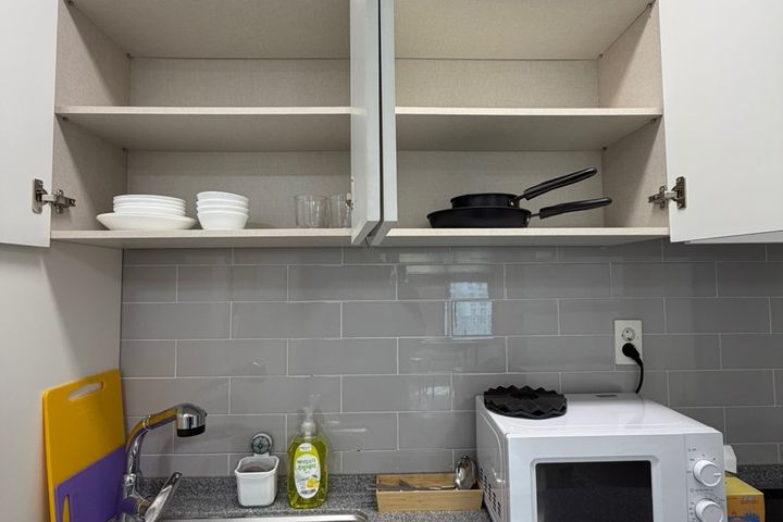 Unit 901, L4 9th image
