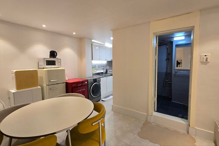 5 minutes from Sangsu Station, 2-room unit wi 9th image