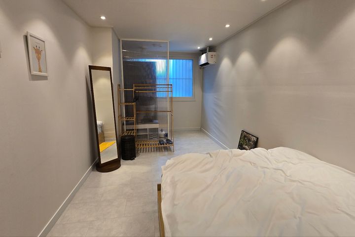 5 minutes from Sangsu Station, 2-room unit wi 2th image