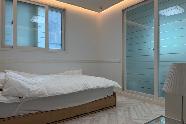 Luxury villa near Hongik University Station 10th image