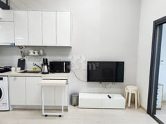 Fully furnished 1.5-room unit near Osan Stati 1th image