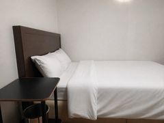Monthly Rental House (1 Double Bed) 3th image