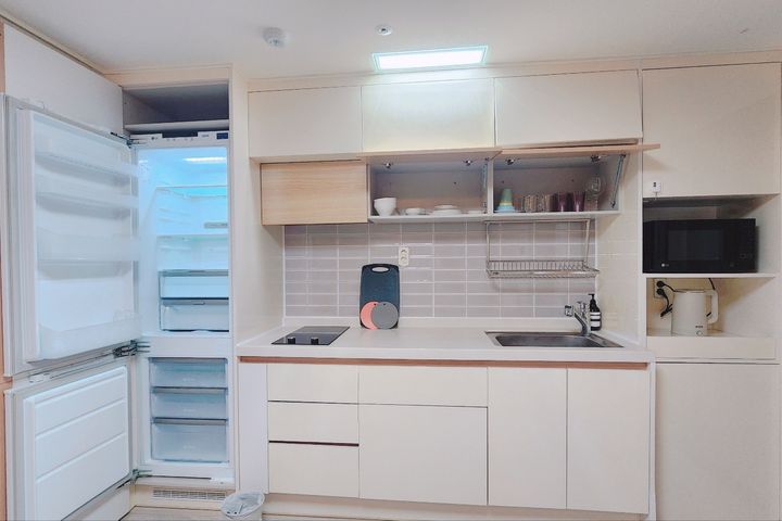 Brand-new 2-room unit in Seonyu – near Hongda 8th image