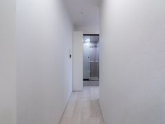 Room 304 3th image