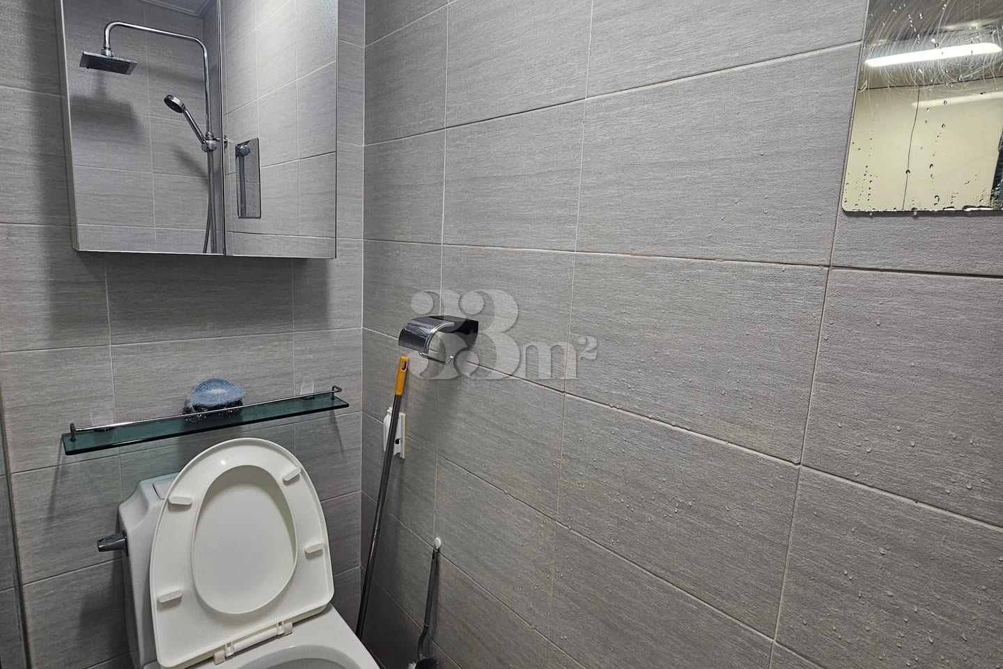 Fully furnished studio-style unit 12th image