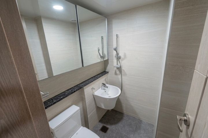 Quiet studio apartment in the hot spring dist 5th image