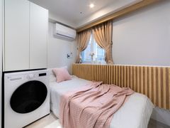 Room 306 6th image
