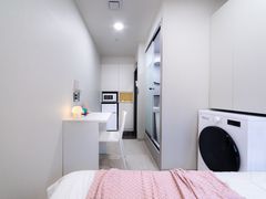 Room 306 4th image