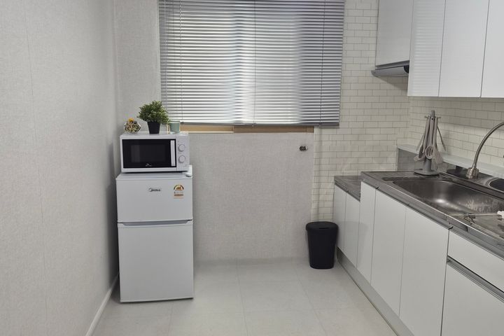 Two-room unit near Dongam Station, Bupyeong, 5th image
