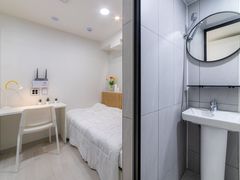 Room 302 2th image