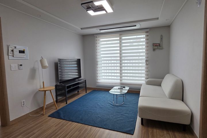 Quiet officetel near Dosim Station 0th image
