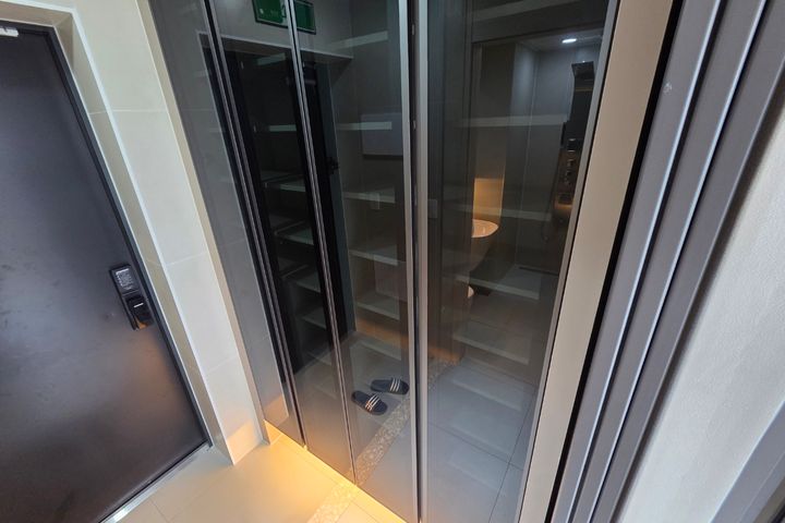 Newly built officetel near Jungang Station 6th image