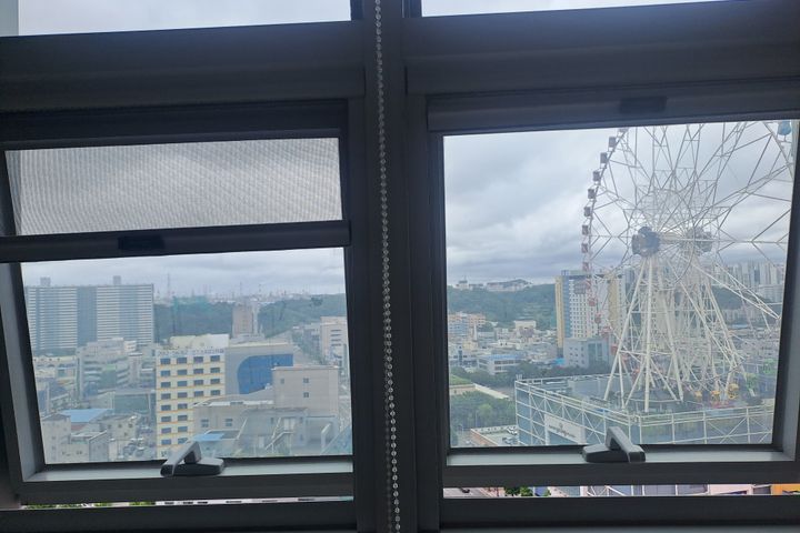 Lotte Department Store 📍 Ferris wheel view,  16th image