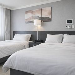 Newly built hotel near Yeosu City Hall in Hak Unit Image
