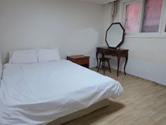 Two-room apartment near Hapjeong Station, Man 3th image
