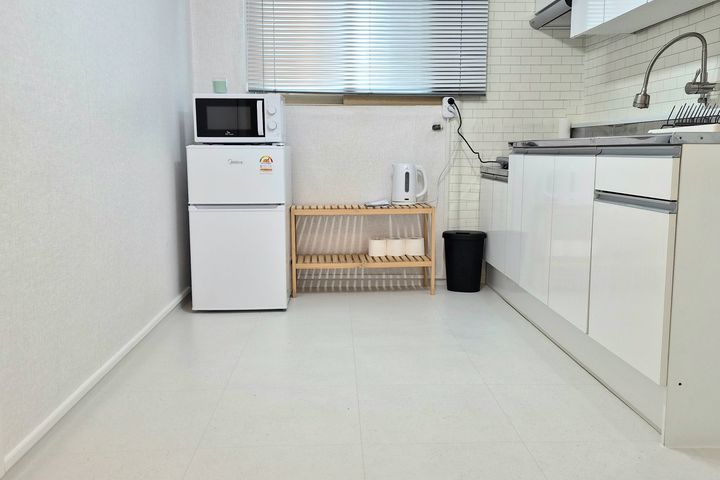 Two-room unit near Dongam Station, Bupyeong, 6th image
