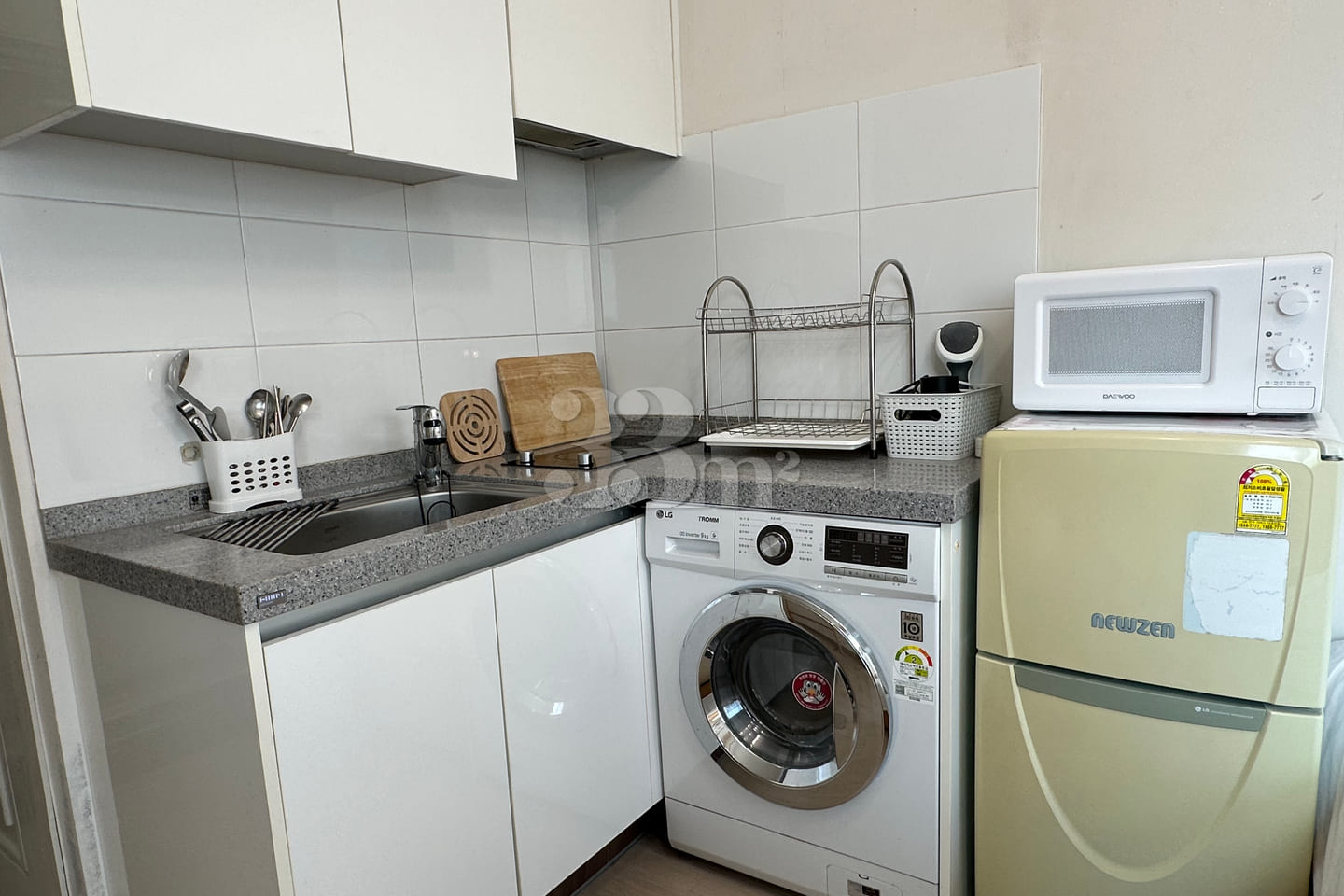 4 min from Hongdae Station / Rooftop 11th image