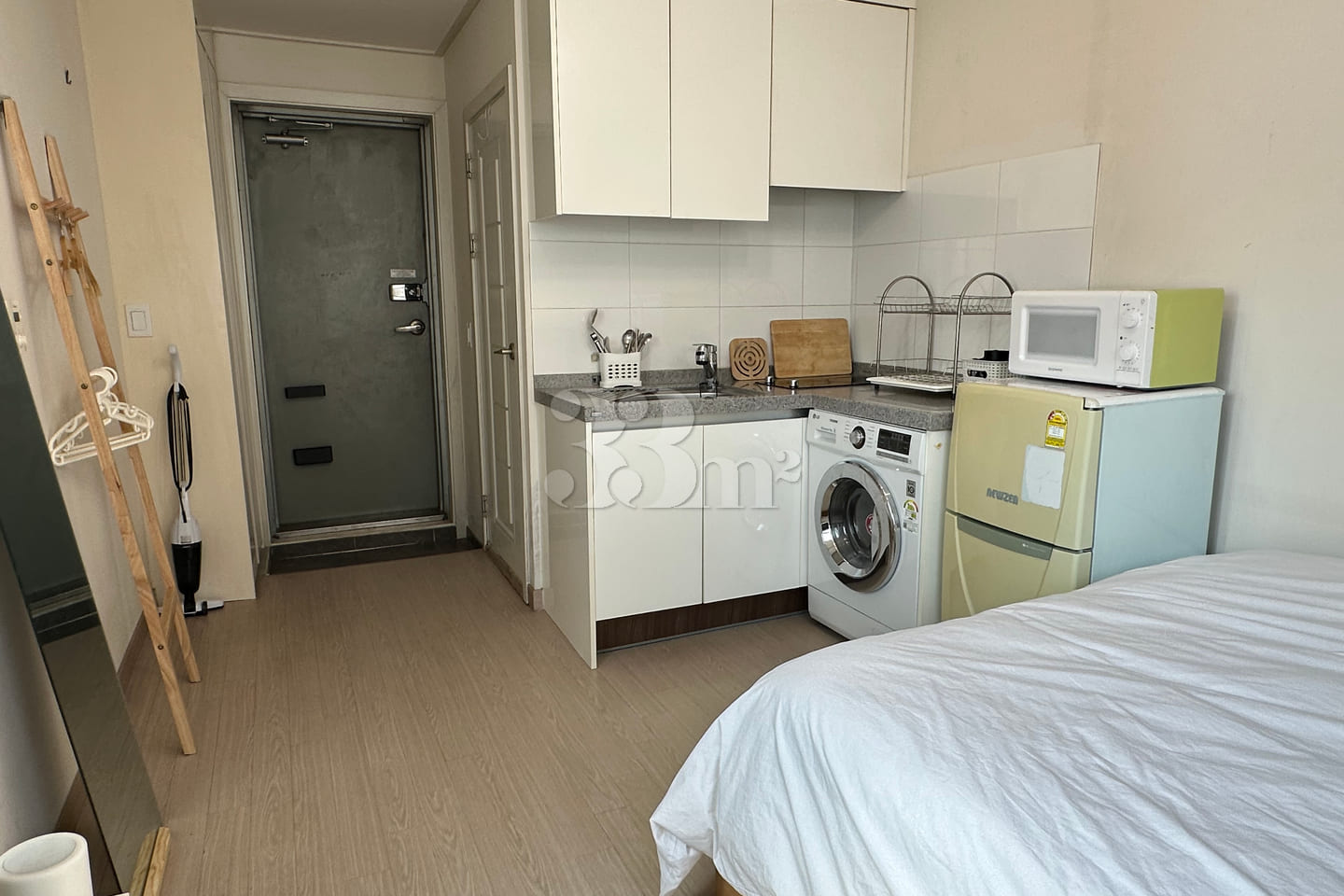 4 min from Hongdae Station / Rooftop 6th image