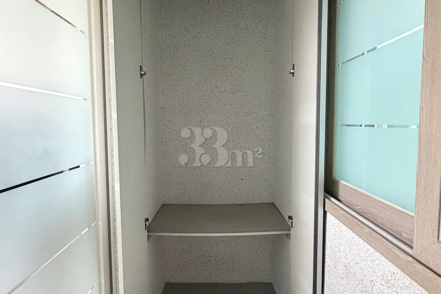 02-1 Our Clean Accommodation 12th image