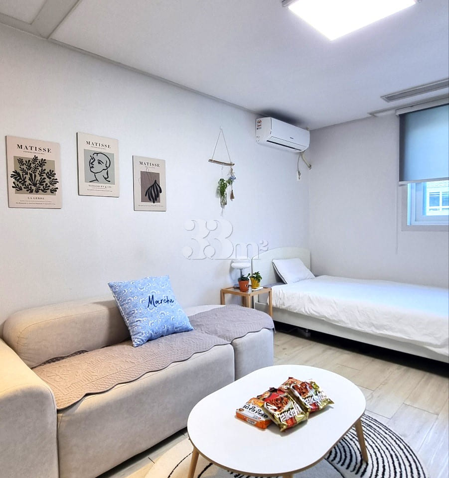 ❤️Discount on Sunny Studio Apartment in the R 2th image