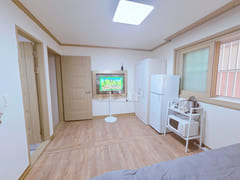 Studio apartment near Chonnam National Univer 4th image