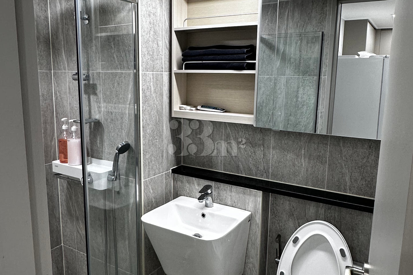 Gildong Fully Furnished Queen T66 16th image