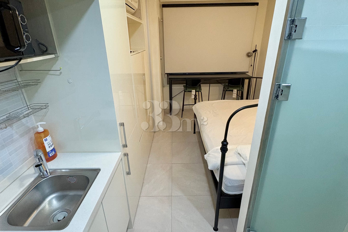 Gildong/Gangdong Queen-size Bed, Fully Furnis 5th image