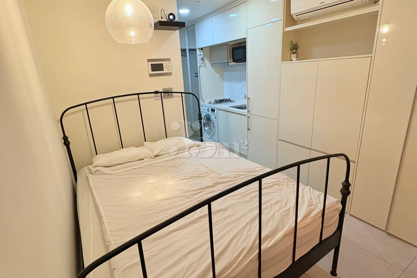 Gildong/Gangdong Queen-size Bed, Fully Furnis 7th image